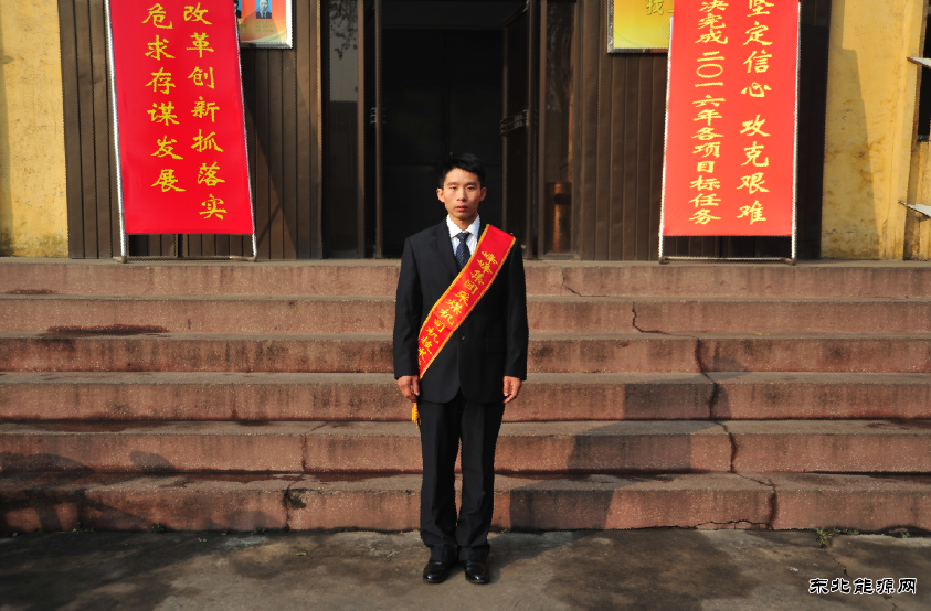 青春靓丽展风采