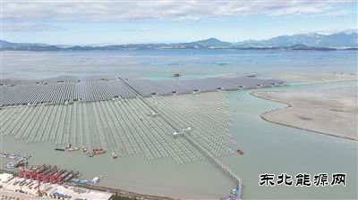 我国首个高风速海域海上光伏项目并网