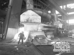 行业“冰河期”：“钢铁工业长子”鞍钢如何浴火重生