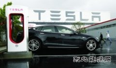 特斯拉吹响新十年升级号角 谋转型可再生英皇体育企业