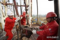 渤海钻探钻井四公司：干部下基层党员站排头