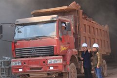 中铁二十一局：江西昌赣客专2017春节不“打烊”