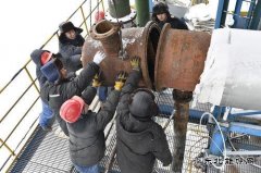 吉林石化：正月十五忙抢修