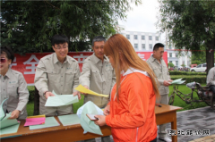 兴凯湖电业局：安兴供电电力安全宣传“赶大集”