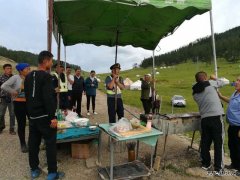 布尔津路政管理局开展打非治违专项治理活动