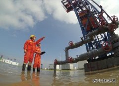 抗洪生产第一线