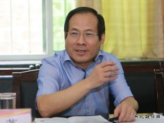 铜川矿业公司党委书记、执行董事王蓬到下石节矿慰问调研