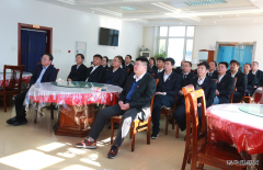 兴凯湖电业局：组织全局干部职工集中收听收看党的十九大盛况