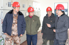 兴凯湖电业局：陈殿军局长深入兴凯湖供电旭升变现场指导春检