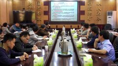 月矿邀请山东科技大学王明远教授为工程技术人员“充电”