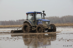 兴凯湖电业局：“井井通电”让八五四农场百万良田如沐春风