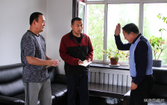 兴凯湖电业局：局领导班子成员走访慰问老党员和困难党员