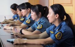 云南省西双版纳路政支队主要领导讲授《监察法》专题党课