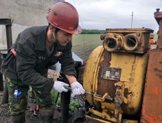 路在脚下------记龙煤向阳矿机电职工王成