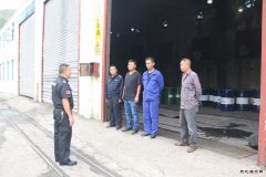 贵州盘江月亮田矿开展废旧机油泄漏演练