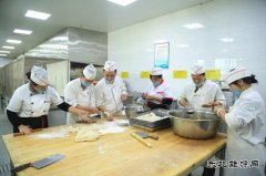 潞安集团焦化公司：“三注重”打造民生改善“升级版”