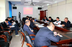 兴凯湖电业局：召开党委理论学习中心组第九次（扩大）集中学习会