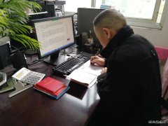 高山煤矿：开展入脑入心学党章、抄党章活动