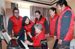 庆“三八”：兴凯湖公司到老年服务中心开展慰问活动