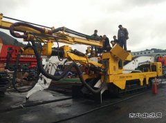 高山煤矿：开展岩巷钻装锚机组实操培训