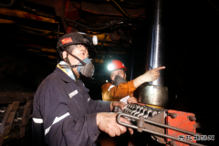 古城煤矿：“问题排查、对标学习、整改提升” 为主题教育添助力