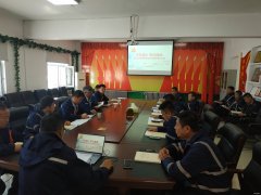 内蒙古南矿党委委员、矿长赵明磊赴联系点胶带运行一部讲授党课