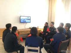 恰库尔图超限检测站收看了庆祝大会、阅兵仪式和群众游行
