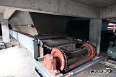 金佳矿选煤厂完成新煤泥压滤车间2号刮板机完成