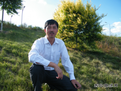 为爱的奉献者点赞