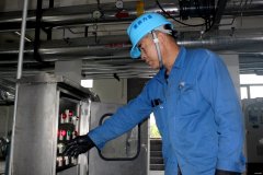 华电英皇体育佳木斯热电厂热力公司创新成果获得国家专利证书