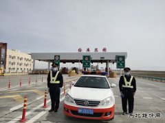 恰库尔图超限检测站深入开展“文明交通绿色出行”宣传活动