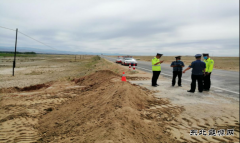 北屯执法大队联合各部门清理非法平交道口