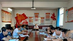 中心社区：新班子、新举措、树立服务新形象