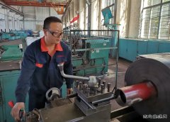 中煤新集楚源公司：节能减排挖掘“绿色”配件