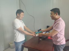 中煤三建二十九处祁南项目部开展“夏送清凉 ”活动