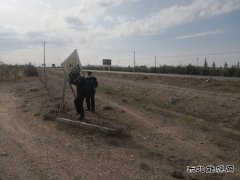 吉木乃执法大队强化路域环境整治备战“十三五”国评