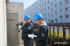 乌兰浩特市供电公司：“双节”如约至 保电进行时
