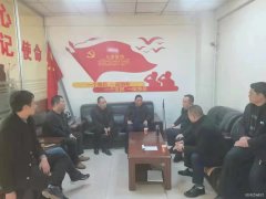 元旦假期，煤矿运营公司党委书记刘建峰深入基层看望一线职工