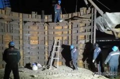 中煤三建二十九处钱营孜新副井项目部挑灯夜战抢工期