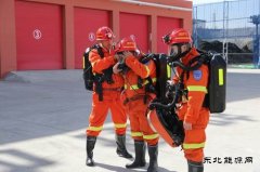 陕煤陕北矿业涌鑫公司：“以练为战”锻造矿山救援新“铁军”