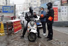 风雪中的坚守（摄影作品）