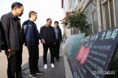 义煤千秋煤矿：党史学习教育板报“画”心声