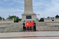 中煤二十九处钱营孜新副井项目部开展主题党日活动