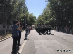 哈巴河执法大队：欢送退役老兵光荣返乡 珍重，老兵！