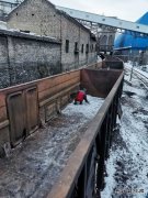 小峪煤业公司迅速开展清雪除冰大行动 助力煤炭顺利保供