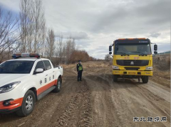 阿勒泰执法支队北屯执法大队：为民办实事 修路解民忧