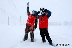 兴凯湖供电公司：无惧风雪开展“特巡” 可靠供电保民生