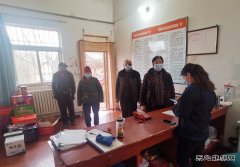 蒲白马南社区：助老认证、防疫宣传两不误