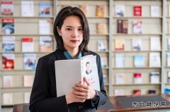 值芳华，以求履践致远