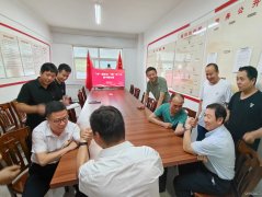 蒲白煤矿运营公司工会开展扳手腕活动